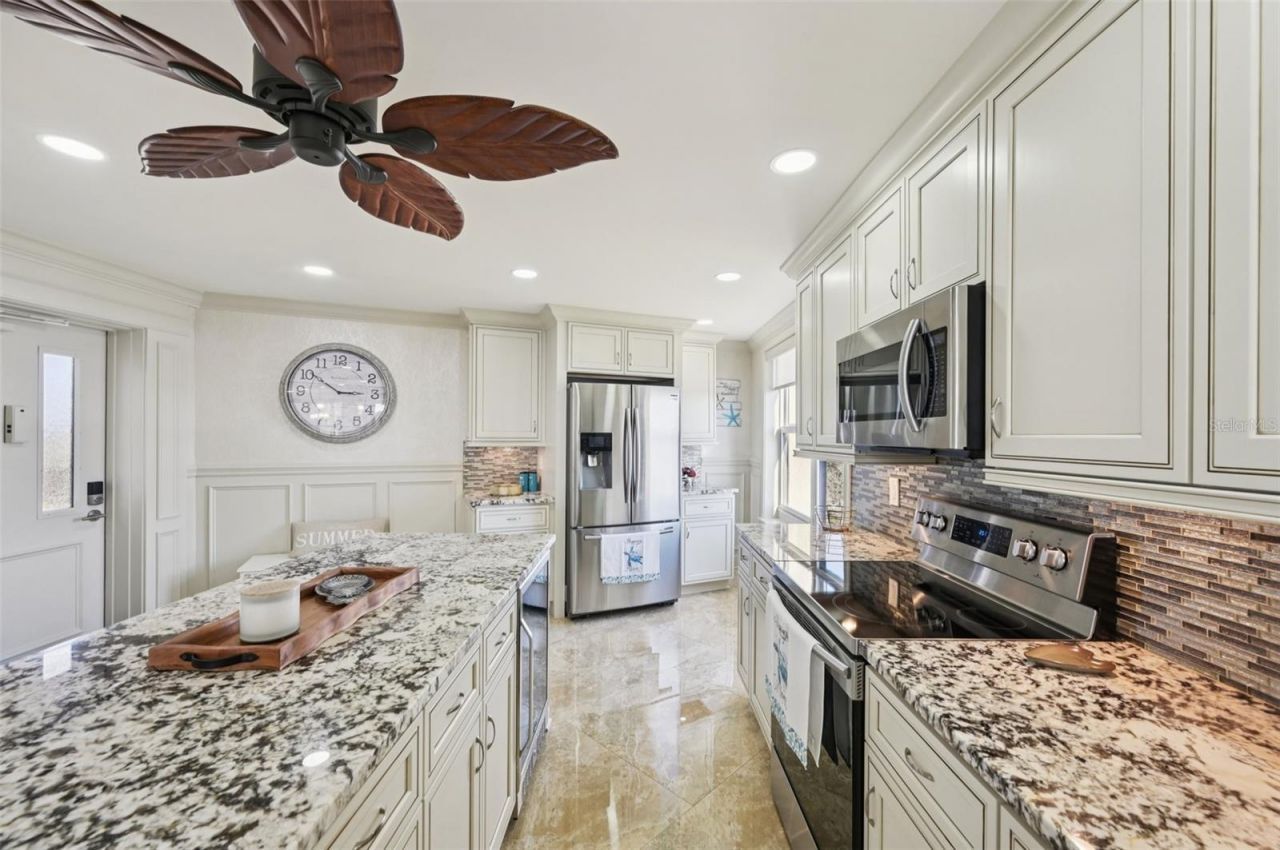 5770 Midnight Pass Road, Unit C601, Sarasota, FL 34242 Photo