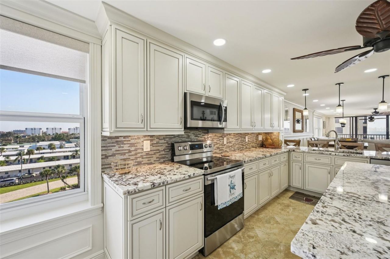 5770 Midnight Pass Road, Unit C601, Sarasota, FL 34242 Photo