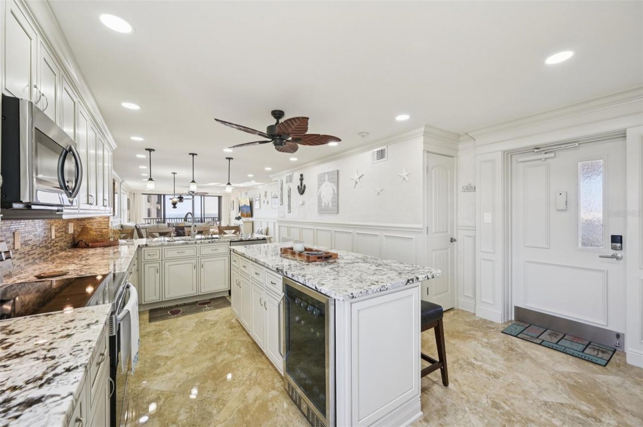 5770 Midnight Pass Road, Unit C601, Sarasota, FL 34242 Photo