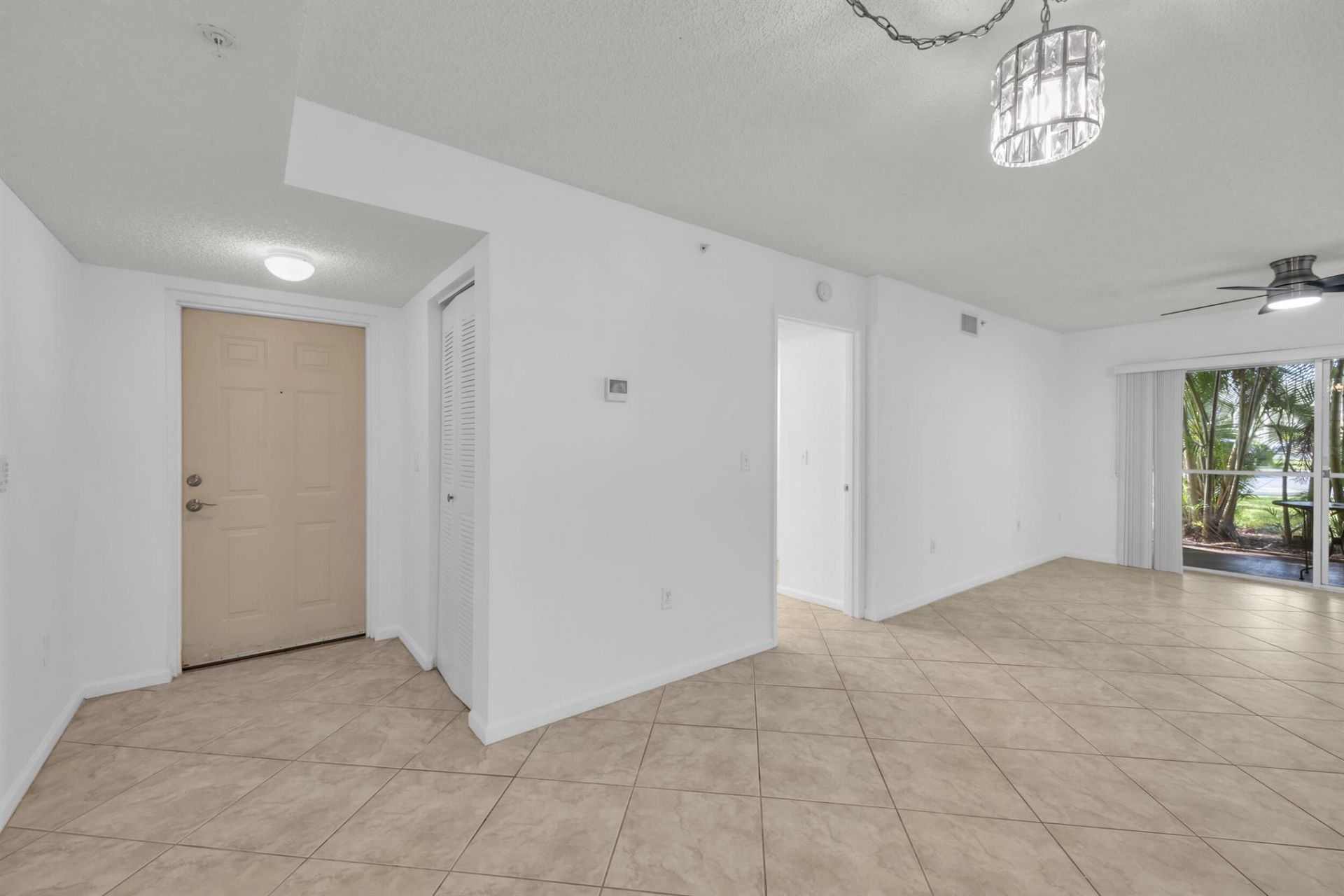 242 Village Boulevard, Unit 2110, Tequesta, FL 33469 Photo