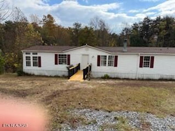 915 Porter Kite Rd, Mohawk, TN 37810