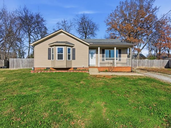 2103 Halligen Ct, Murfreesboro, TN 37127