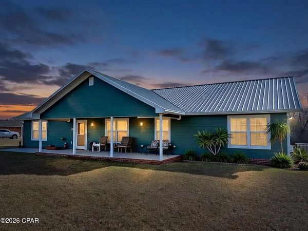 21382 NW Paradise Lane, Altha, FL 32421