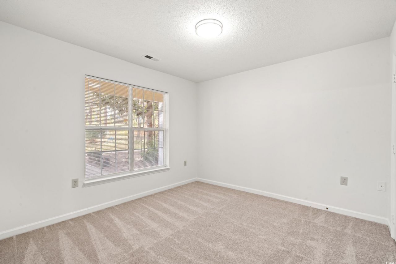 4239 Villas Dr. Photo 15