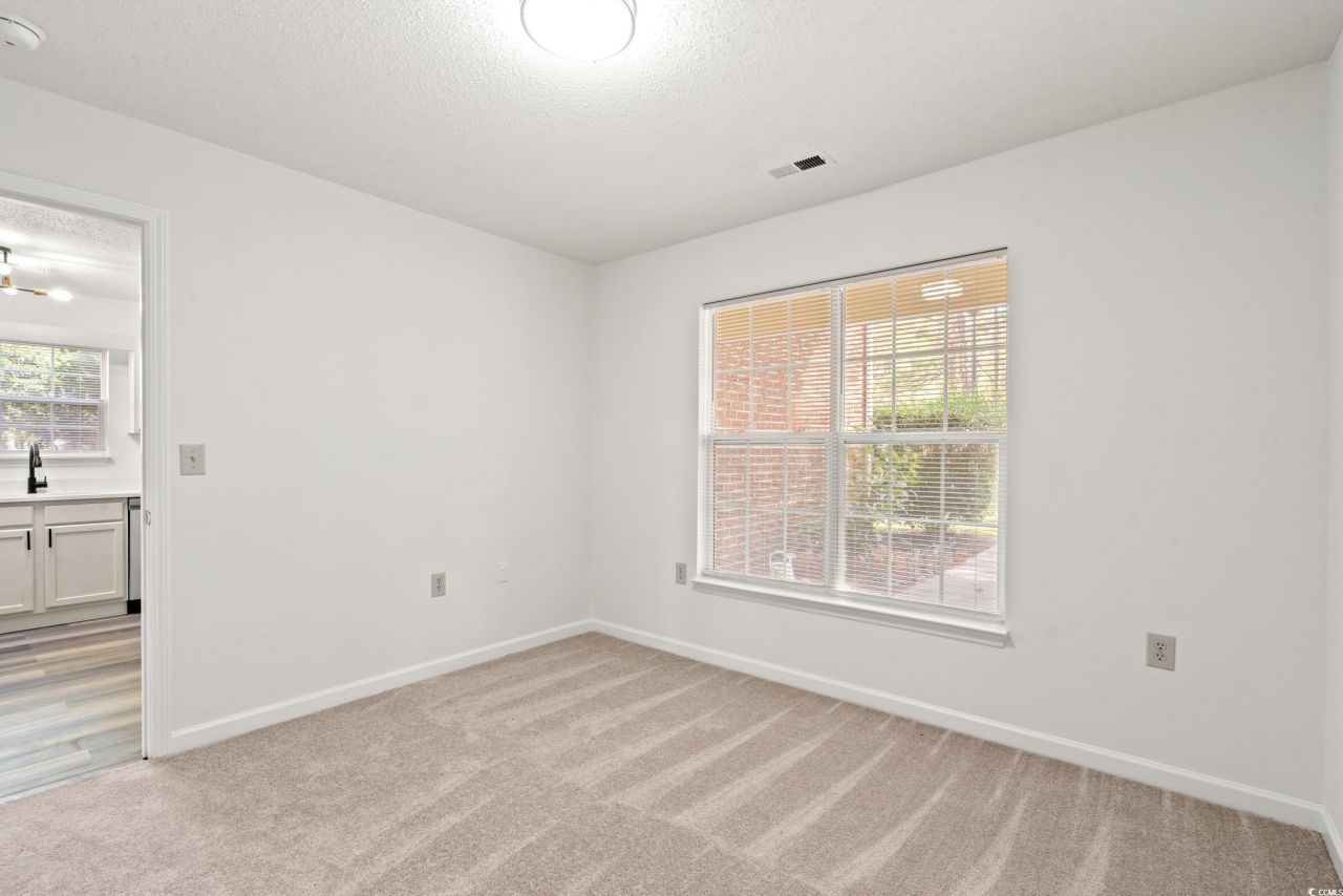 4239 Villas Dr. Photo 16