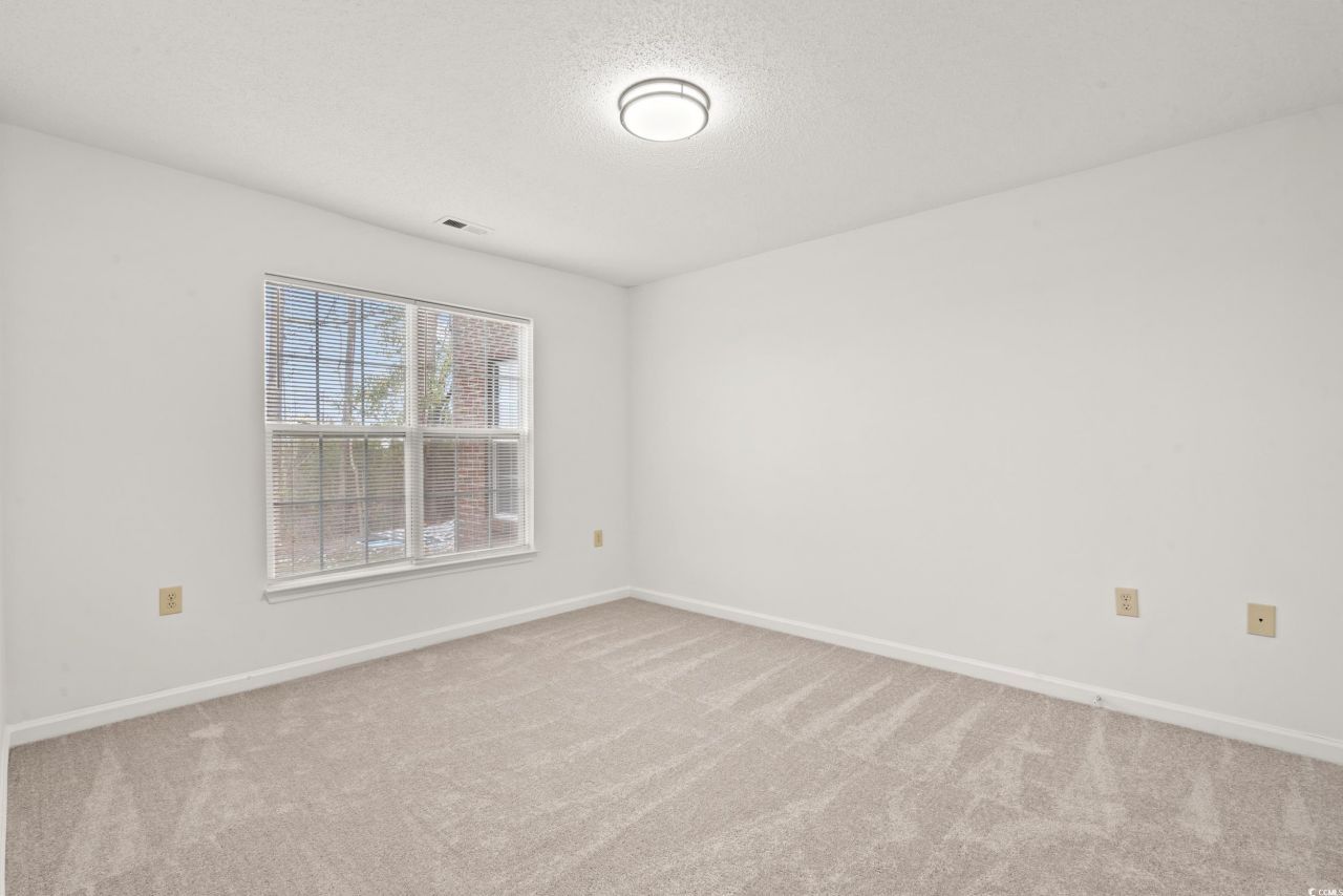 4239 Villas Dr. Photo 12