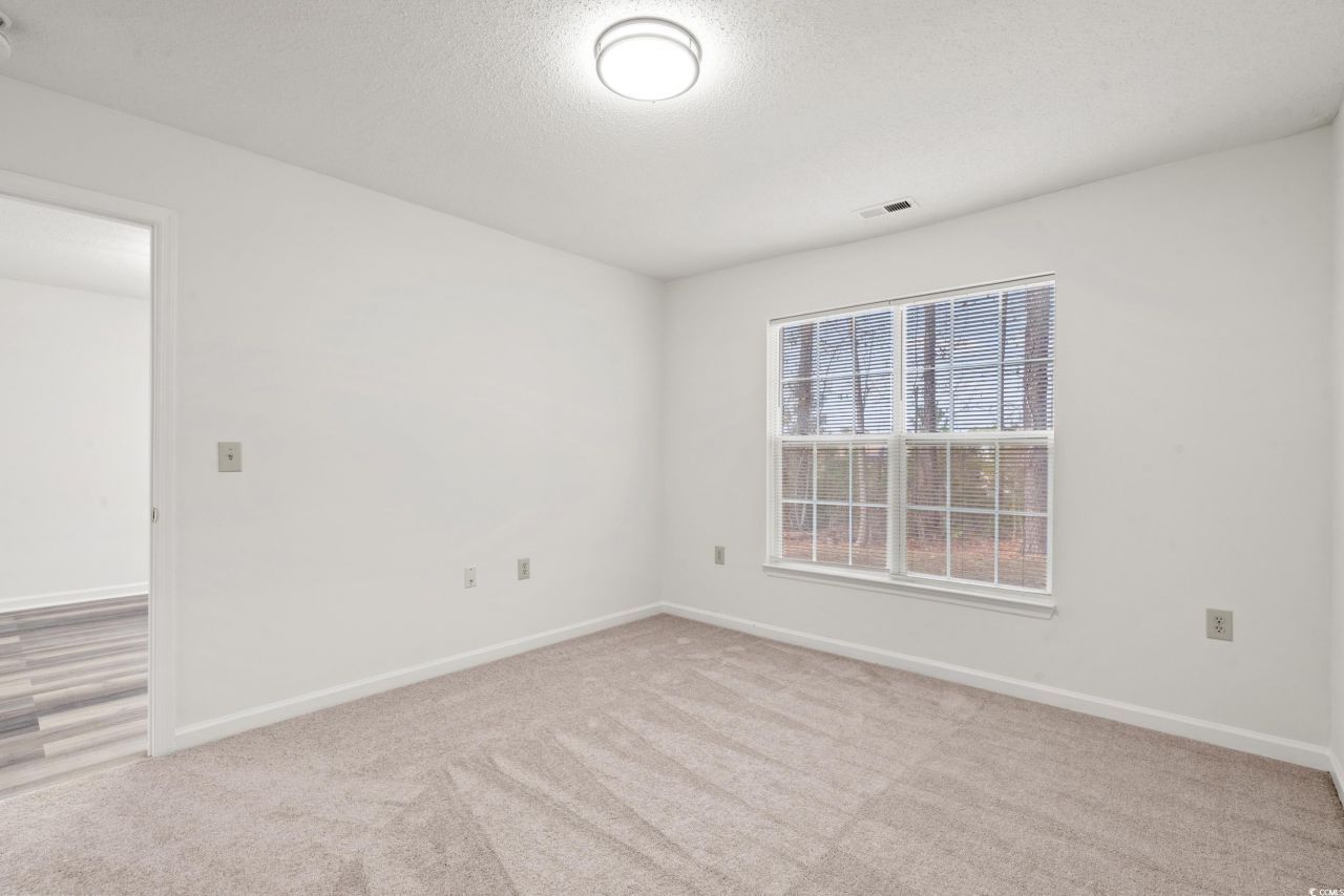 4239 Villas Dr. Photo 16