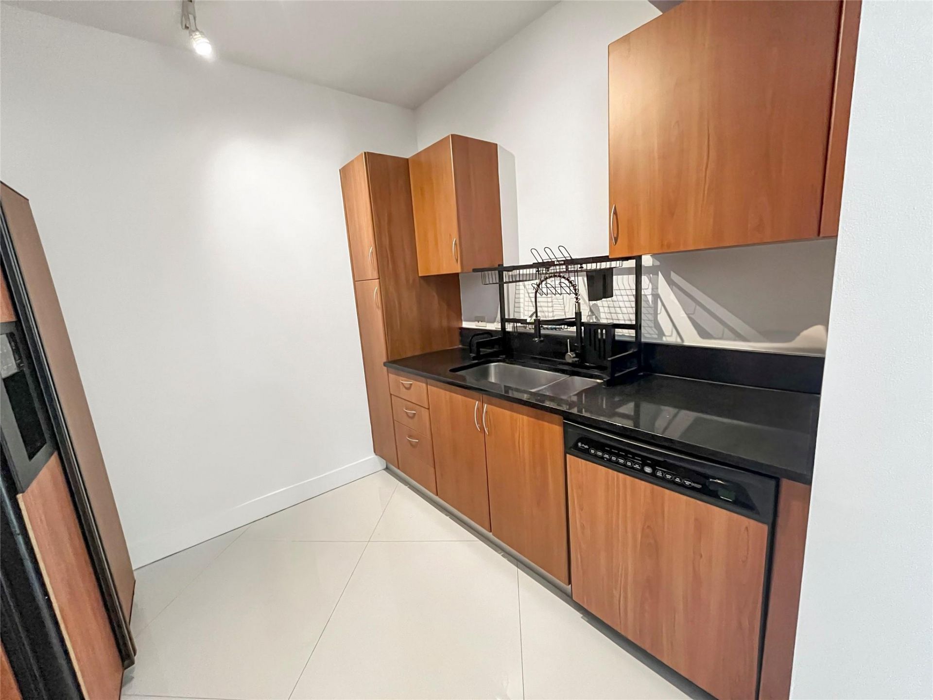 2775 NE 187th Street, Unit 627, Miami, FL 33180 Photo