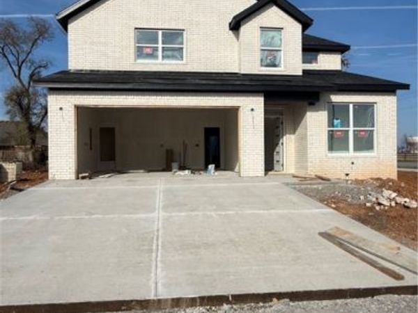 900 Moksha Street , Centerton, AR 72719