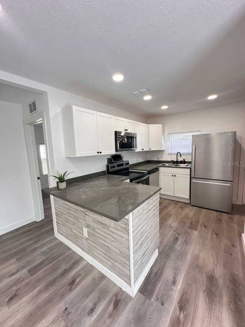 2100 Auburn Street S, Saint Petersburg, FL 33712 Photo