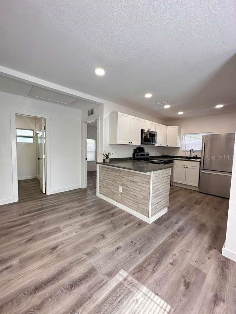 2100 Auburn Street S, Saint Petersburg, FL 33712 Photo