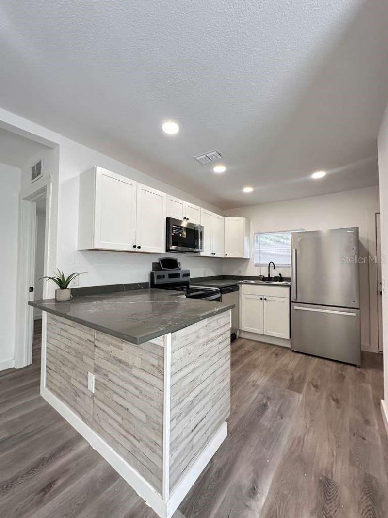 2100 Auburn Street S, Saint Petersburg, FL 33712 Photo