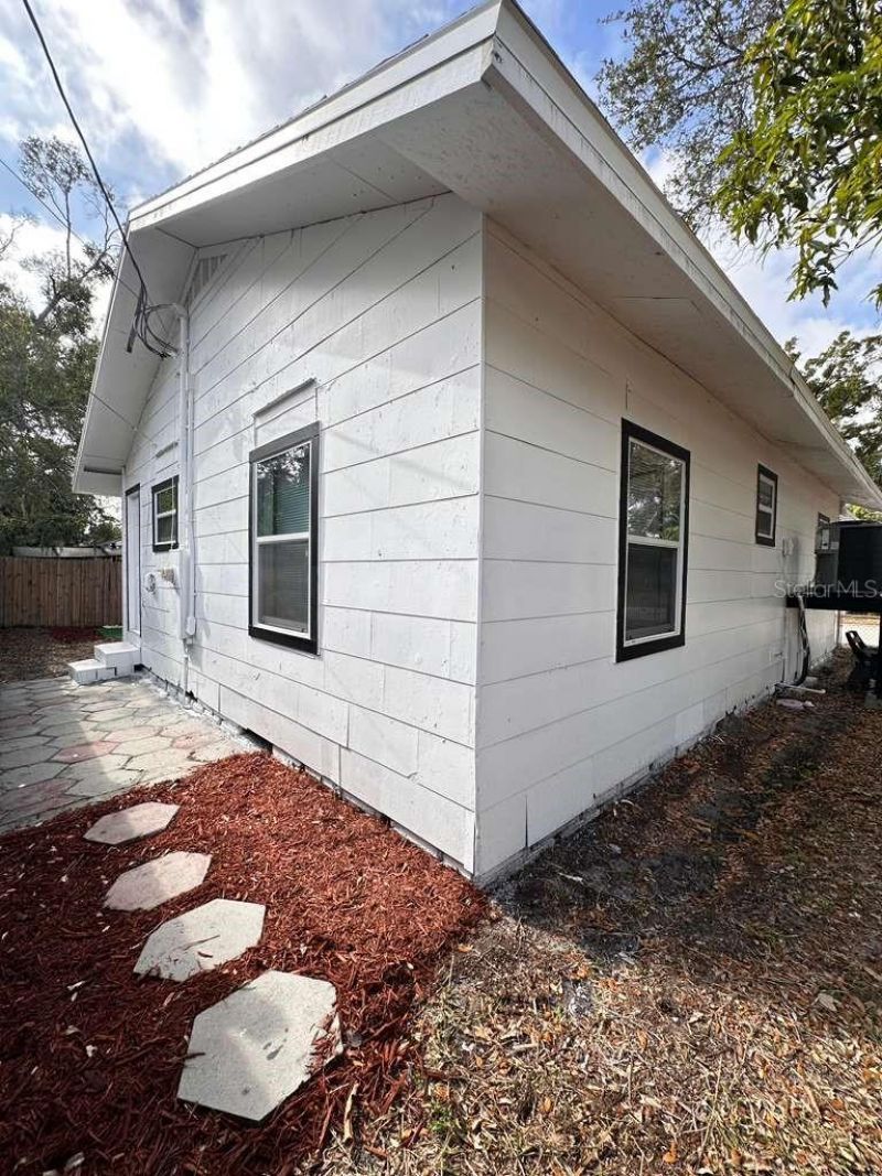 2100 Auburn Street S, Saint Petersburg, FL 33712 Photo