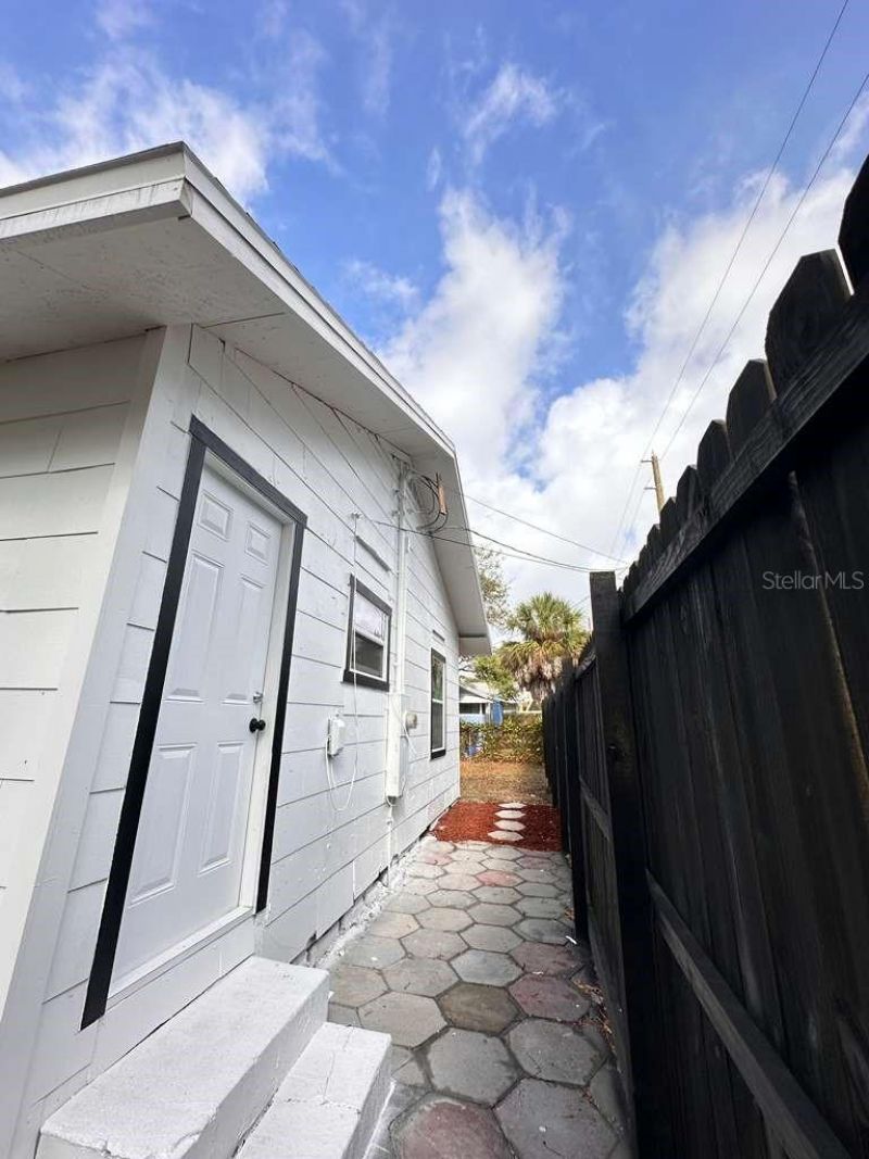 2100 Auburn Street S, Saint Petersburg, FL 33712 Photo