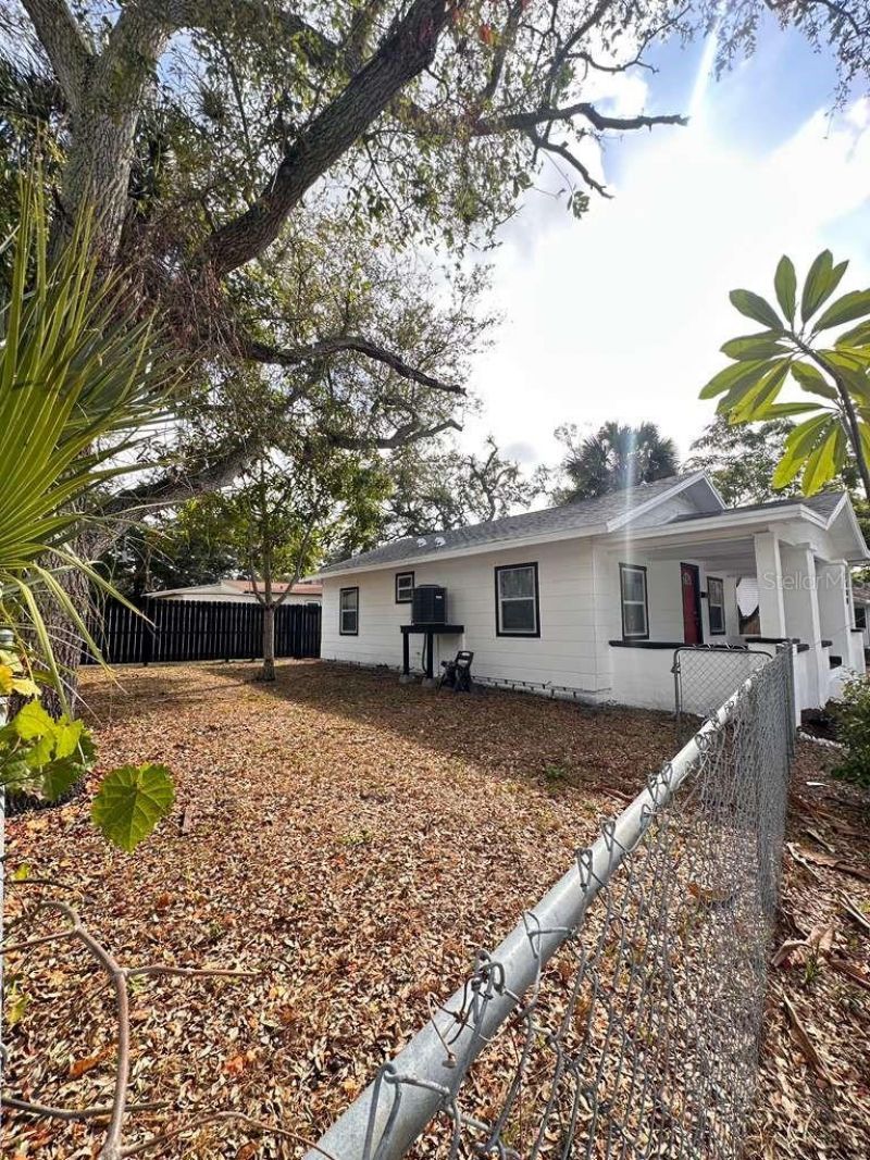 2100 Auburn Street S, Saint Petersburg, FL 33712 Photo