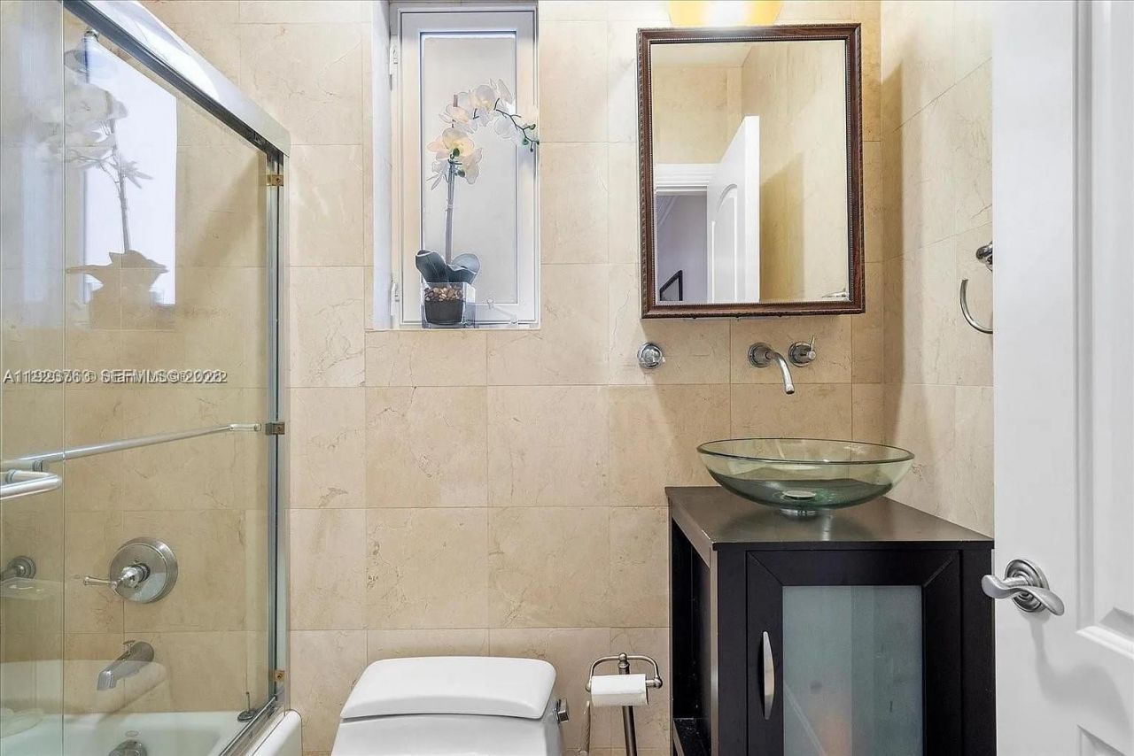 800 SW 12th, Fort Lauderdale, FL 33312 Photo