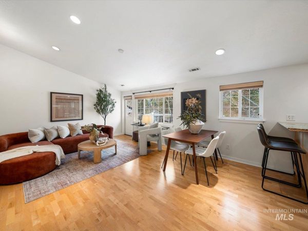 213 Village Lane, Boise, ID 83702