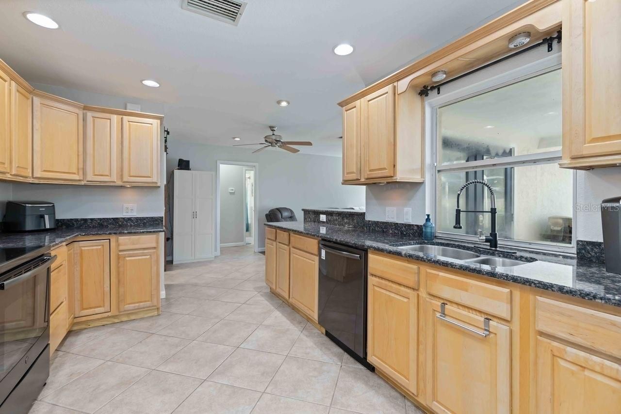 5504 18th Avenue E, Bradenton, FL 34208 Photo