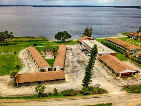 1001 LAKEVIEW DRIVE, Sebring, FL 33870