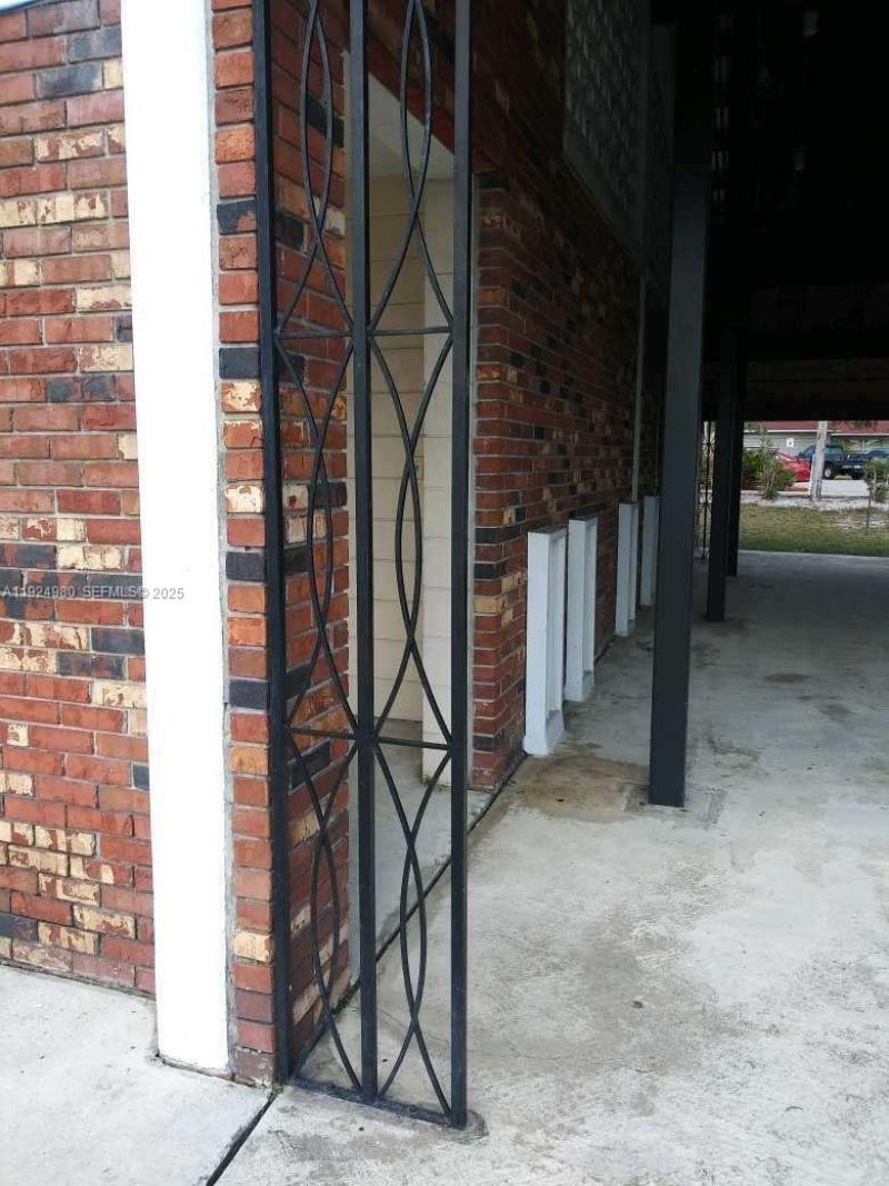 1001 Lakeview Drive, Sebring, FL 33870 Photo