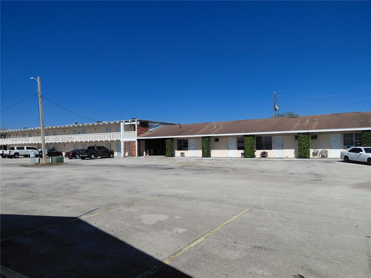 1001 Lakeview Drive, Sebring, FL 33870 Photo