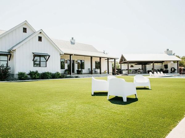 2300 W Fitzhugh Rd , Dripping Springs, TX 78620