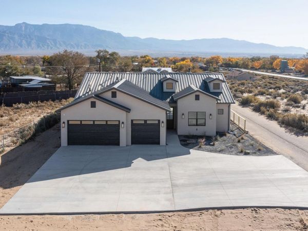 140 Nicky Lane, Corrales, NM 87048