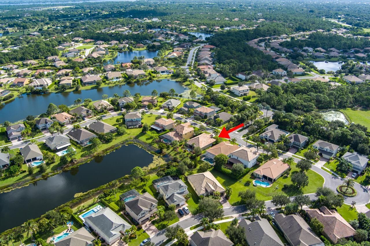 912 SW Sun Circle, Palm City, FL 34990 Photo