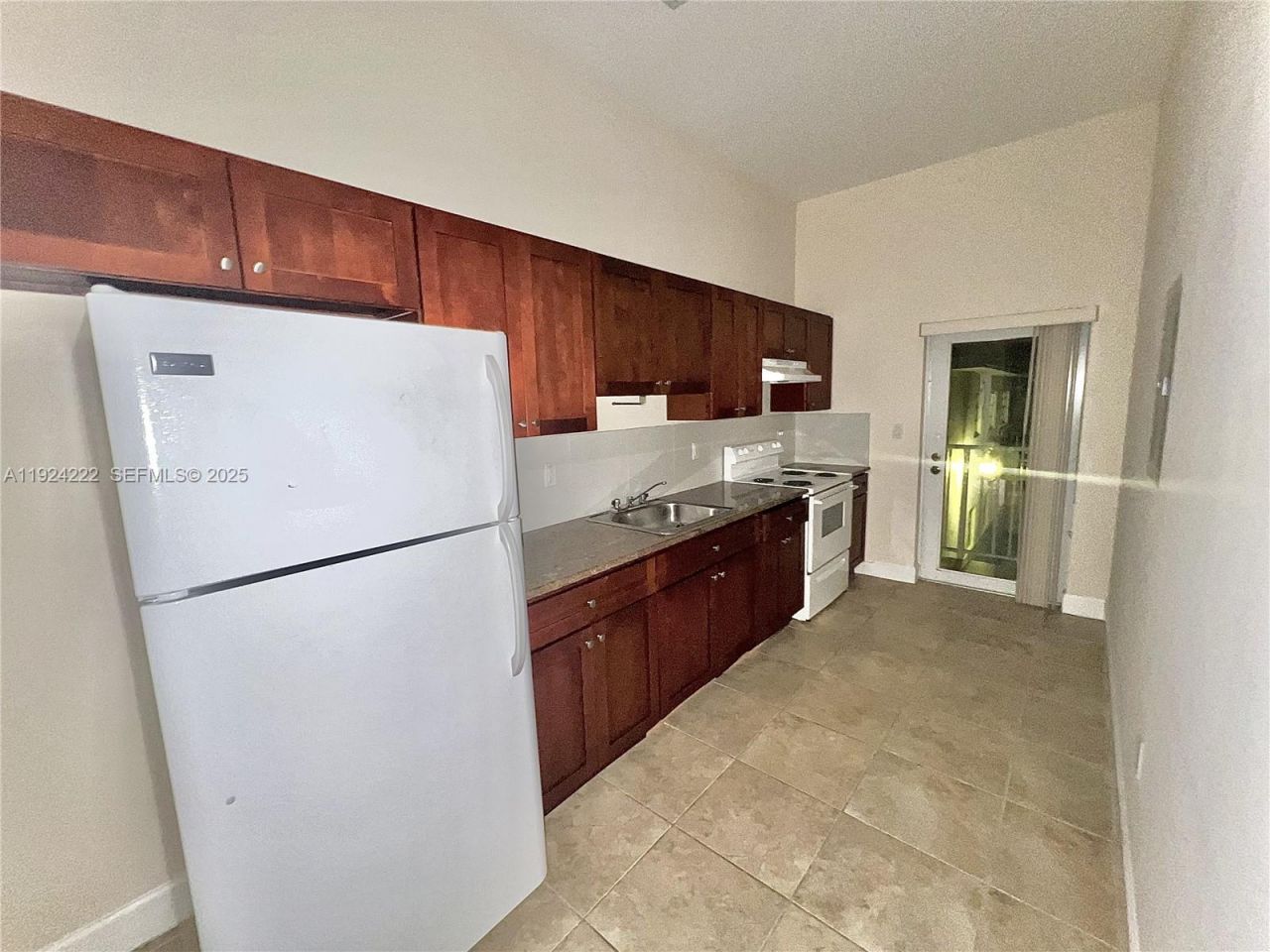 1253 SW 2nd St, Unit 209, Miami, FL 33135 Photo