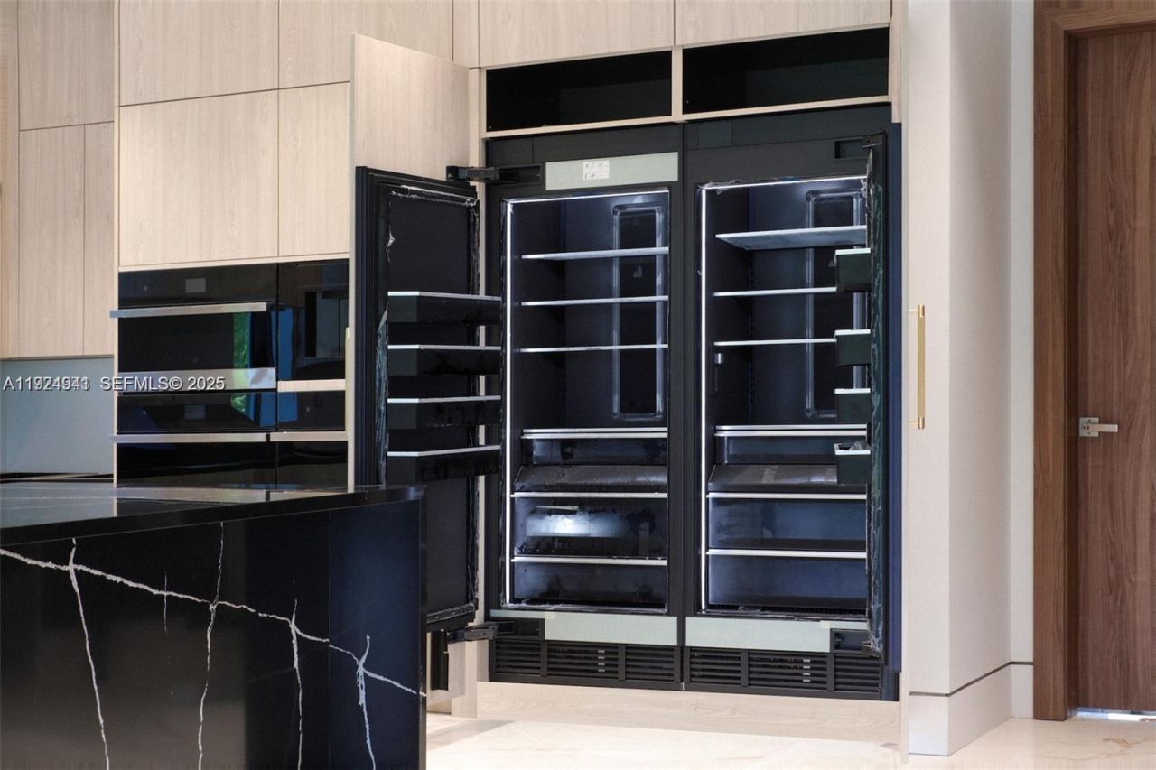 5903 SW 54th Ct, Davie, FL 33314 Photo