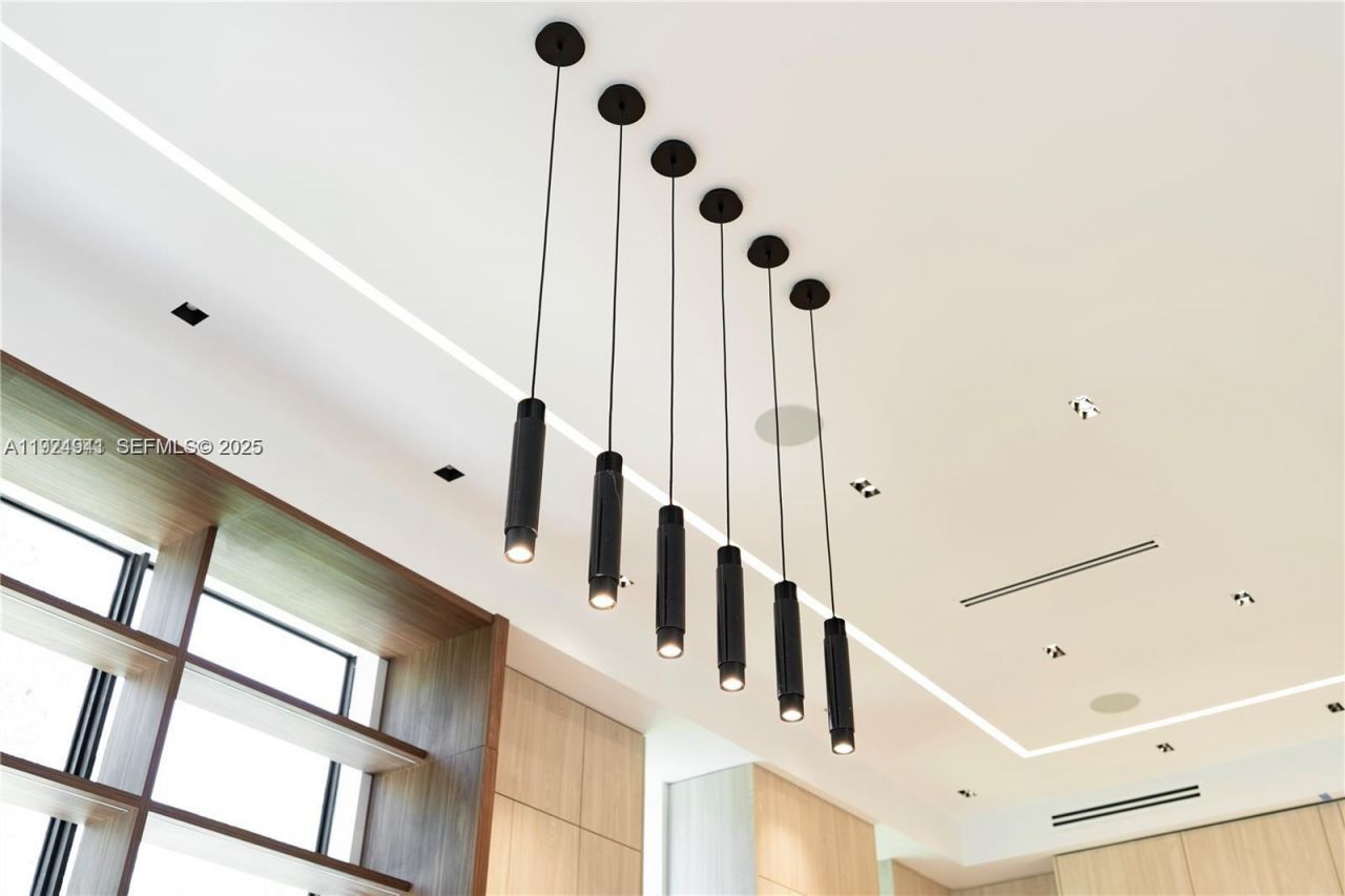 5903 SW 54th Ct, Davie, FL 33314 Photo