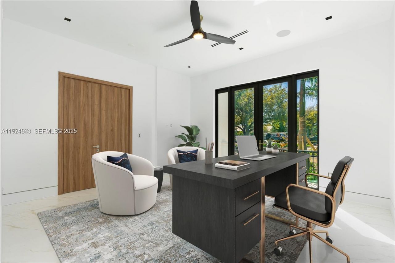 5903 SW 54th Ct, Davie, FL 33314 Photo