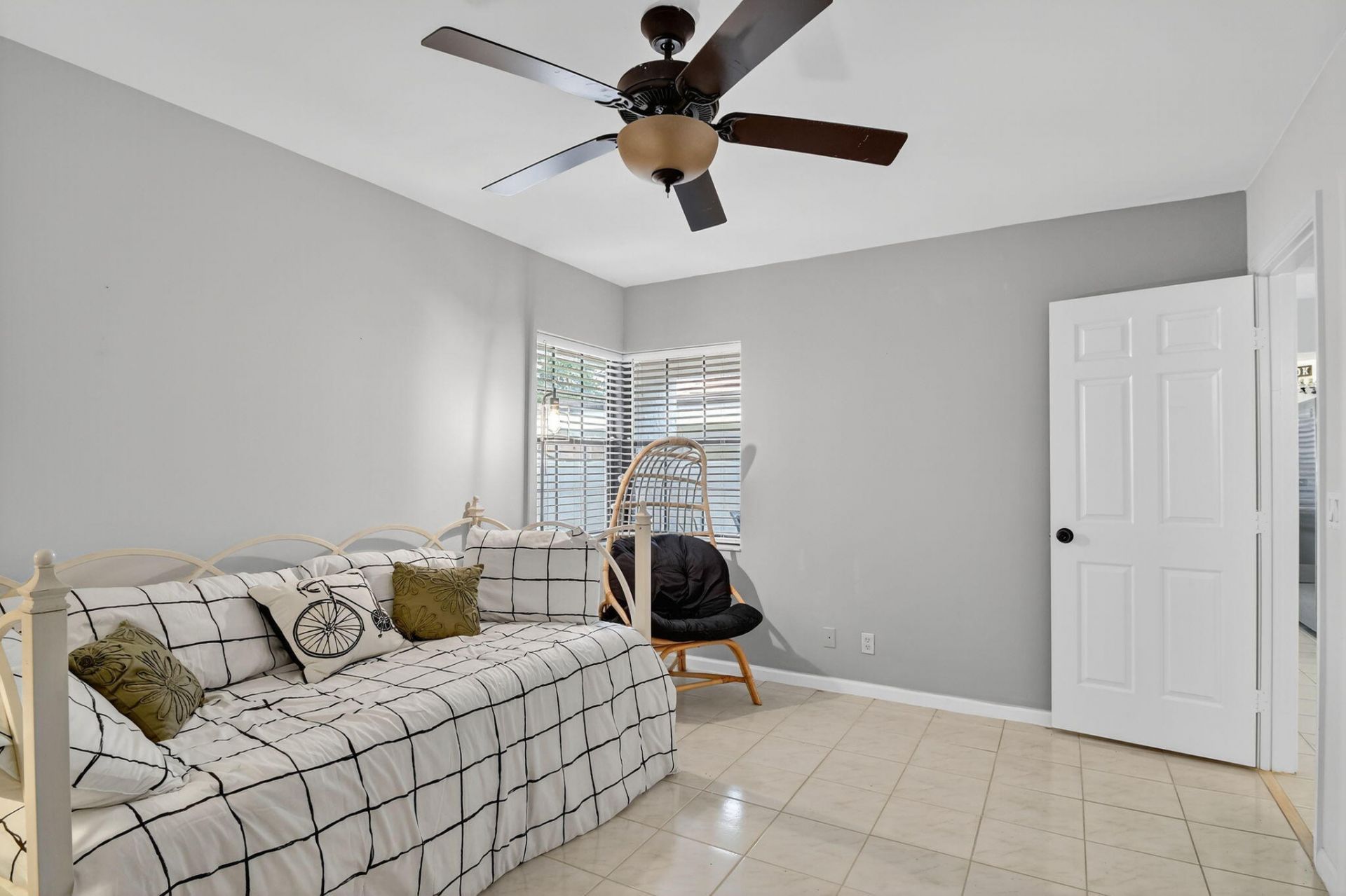 5710 Parkwalk Circle E, Boynton Beach, FL 33472 Photo