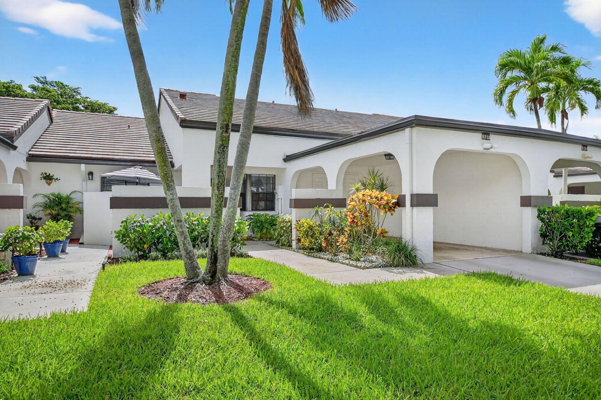 5710 Parkwalk Circle E, Boynton Beach, FL 33472 Photo