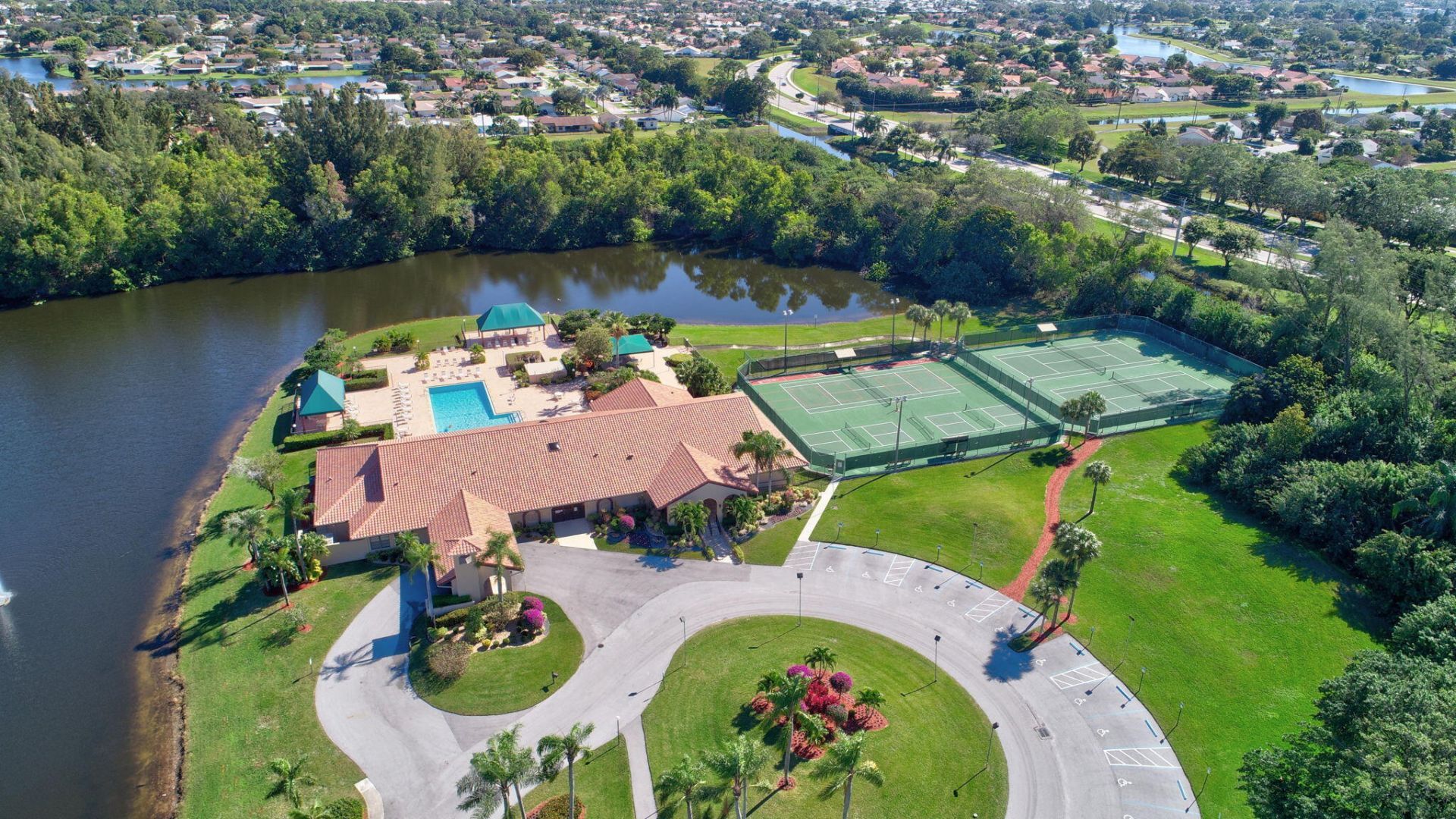 5710 Parkwalk Circle E, Boynton Beach, FL 33472 Photo