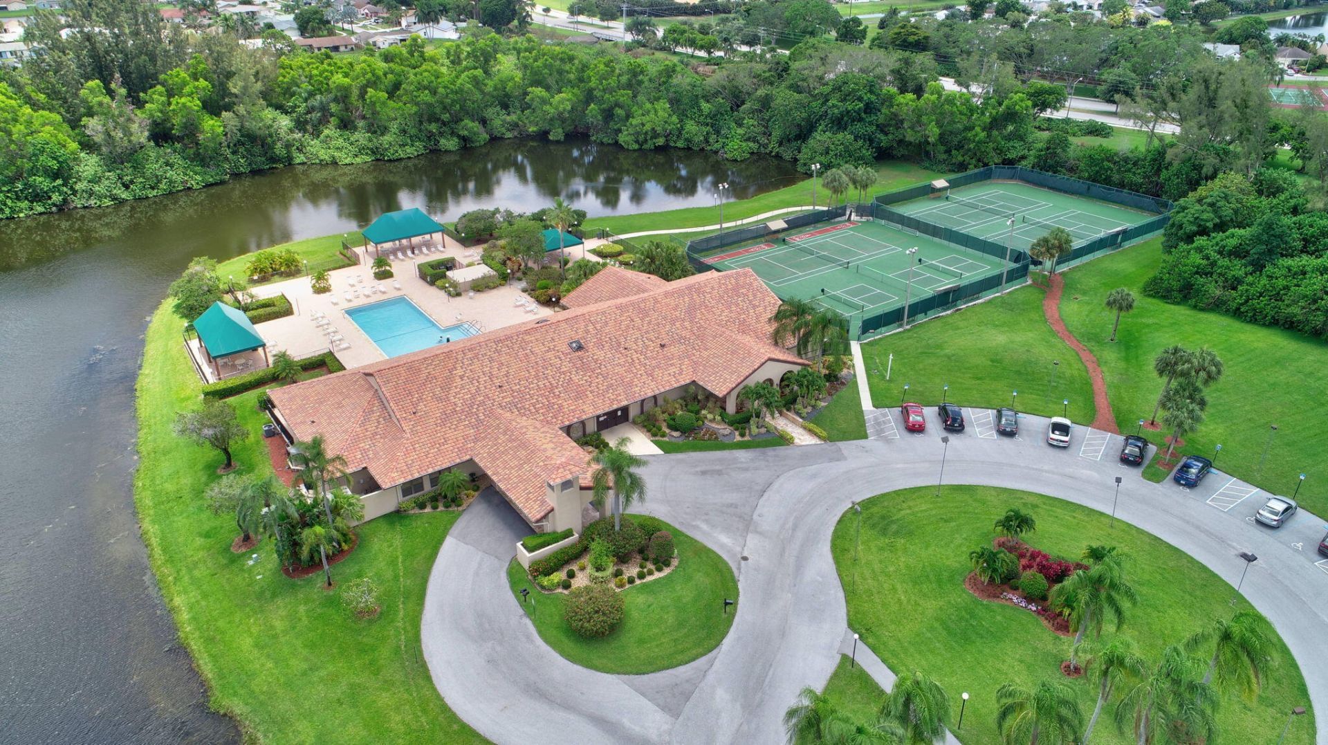 5710 Parkwalk Circle E, Boynton Beach, FL 33472 Photo