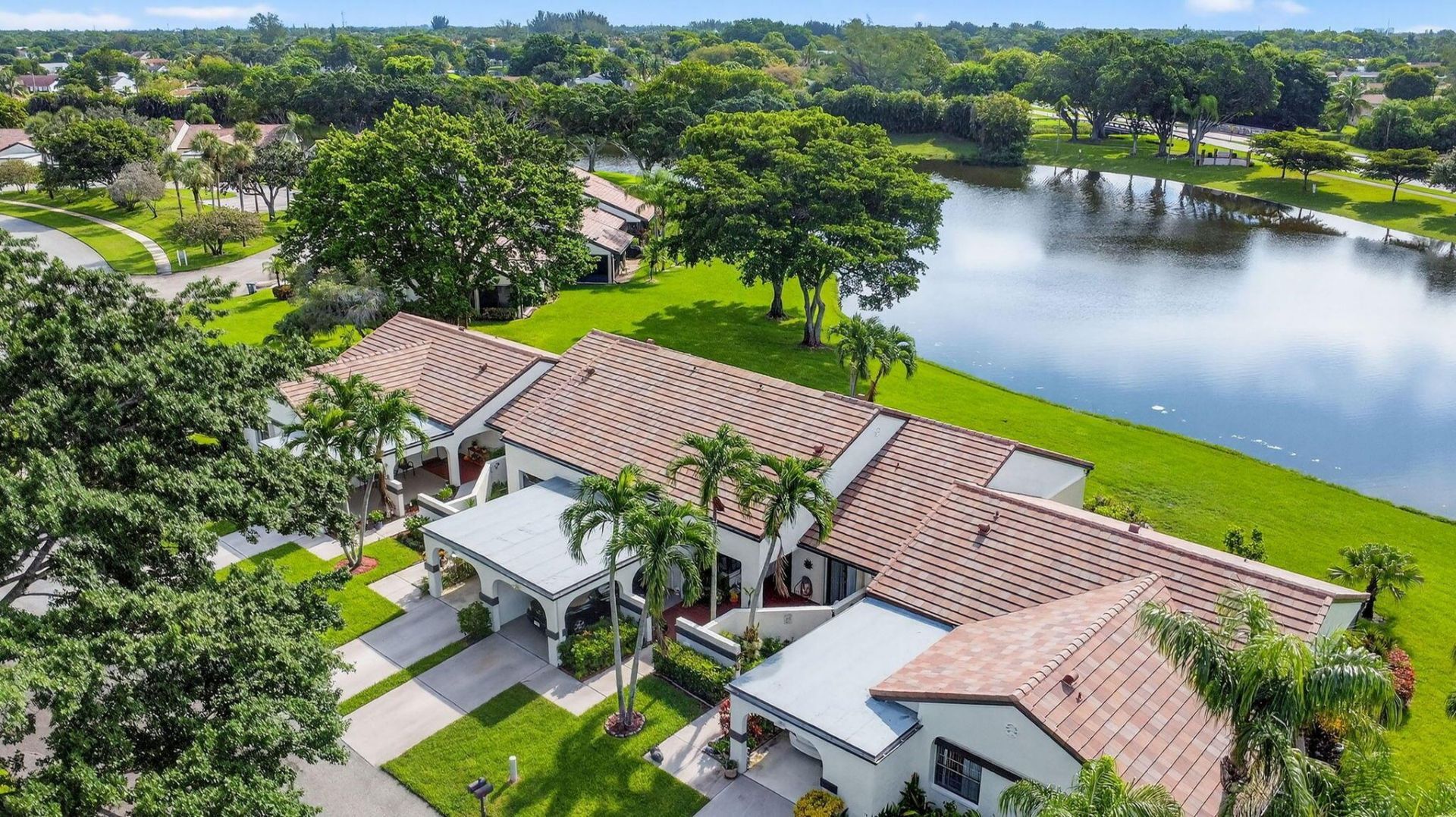 5710 Parkwalk Circle E, Boynton Beach, FL 33472 Photo