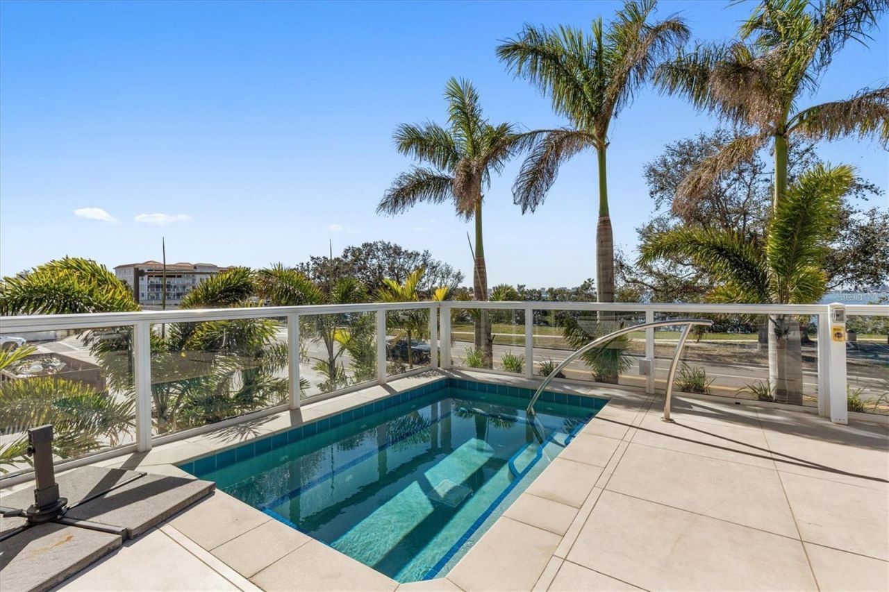 1020 Sunset Point Road, Unit 609, Clearwater, FL 33755 Photo