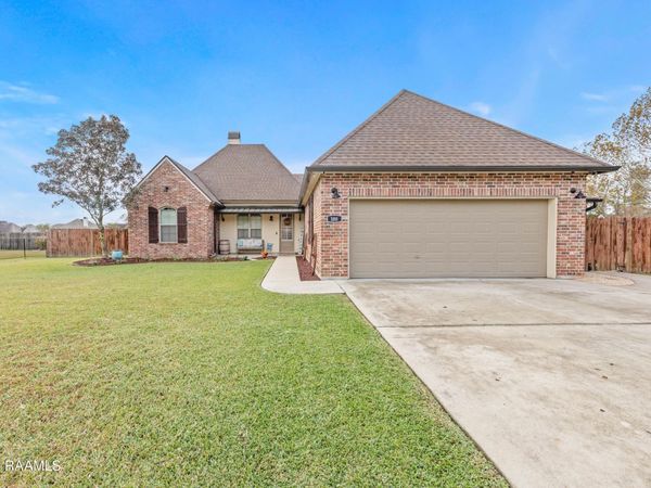 100 Pontchartrain Drive, Carencro, LA 70520