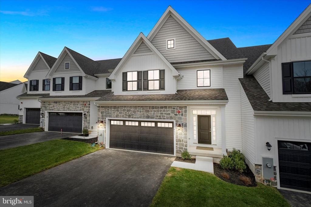 405 Leahy Drive, Newark, DE 19711 Main Photo