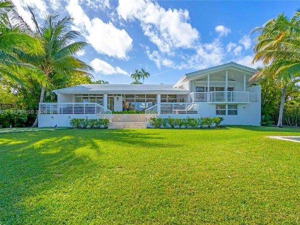 591 N Mashta Dr, Key Biscayne, FL 33149