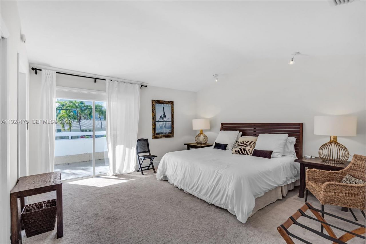 591 N Mashta Dr, Key Biscayne, FL 33149 Photo