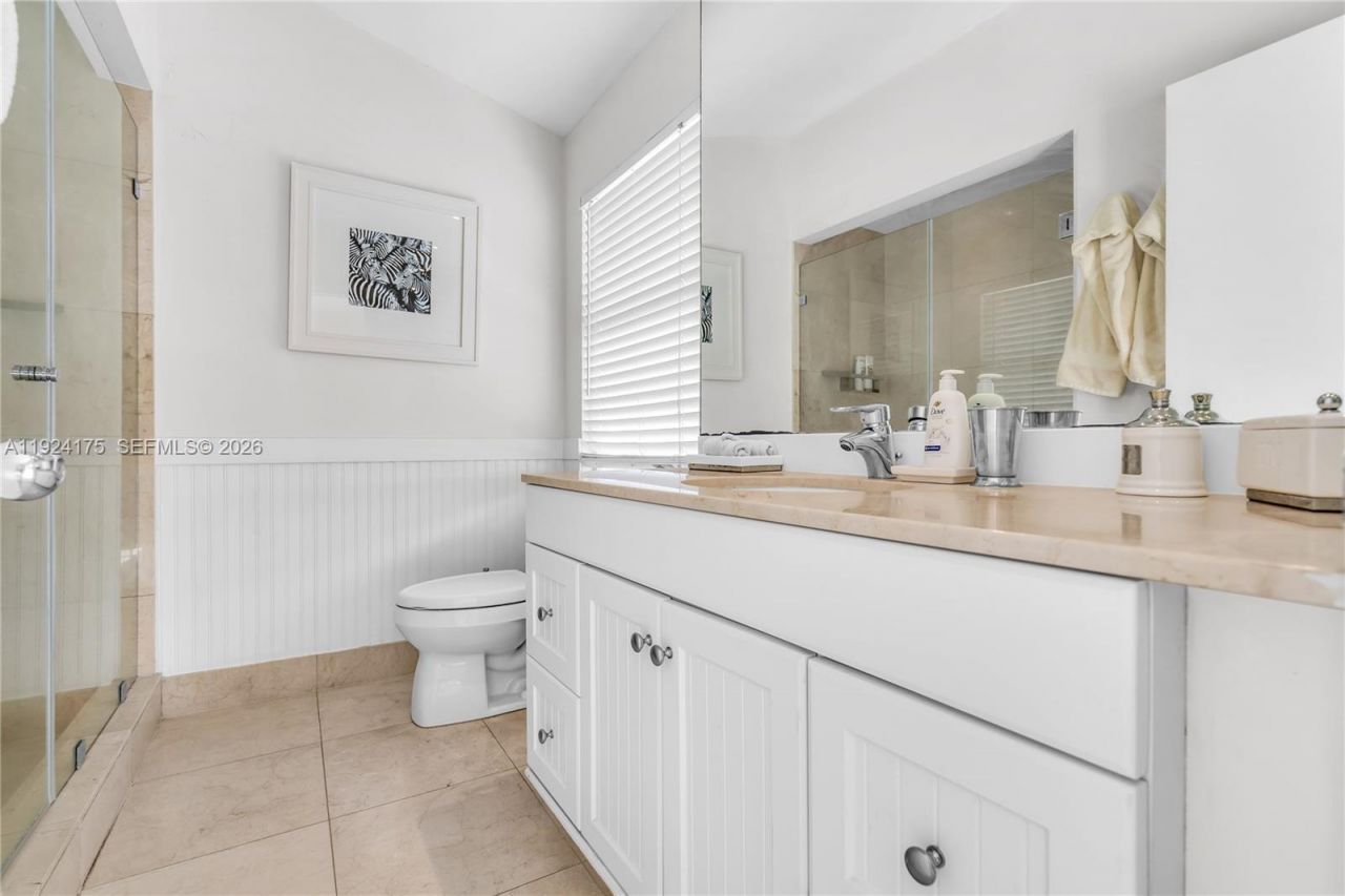 591 N Mashta Dr, Key Biscayne, FL 33149 Photo