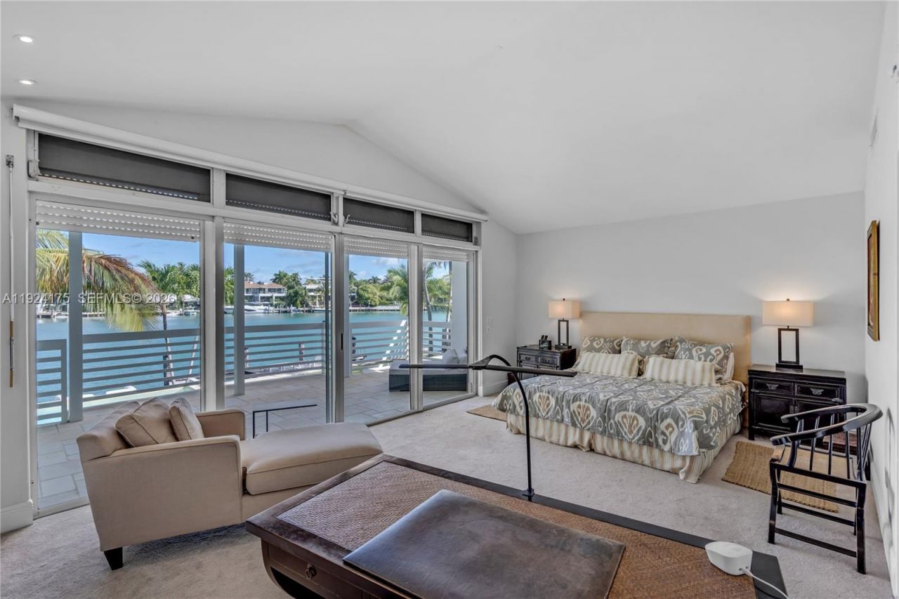 591 N Mashta Dr, Key Biscayne, FL 33149 Photo