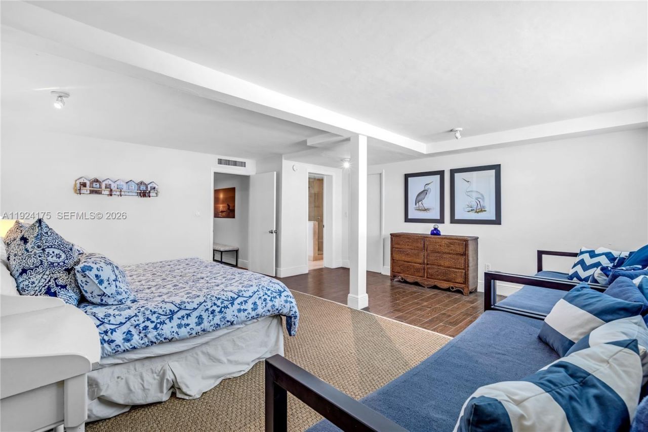 591 N Mashta Dr, Key Biscayne, FL 33149 Photo