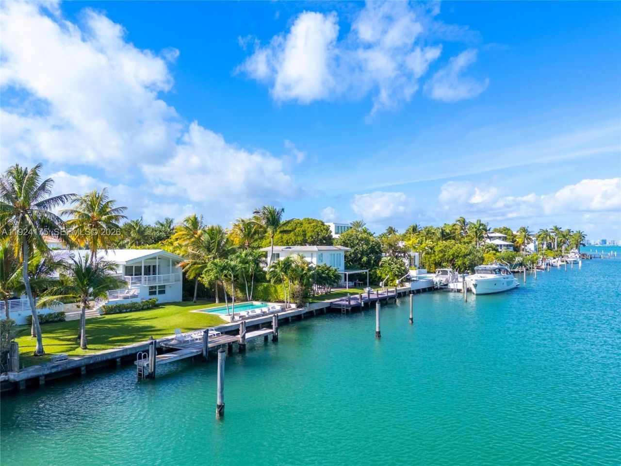 591 N Mashta Dr, Key Biscayne, FL 33149 Photo