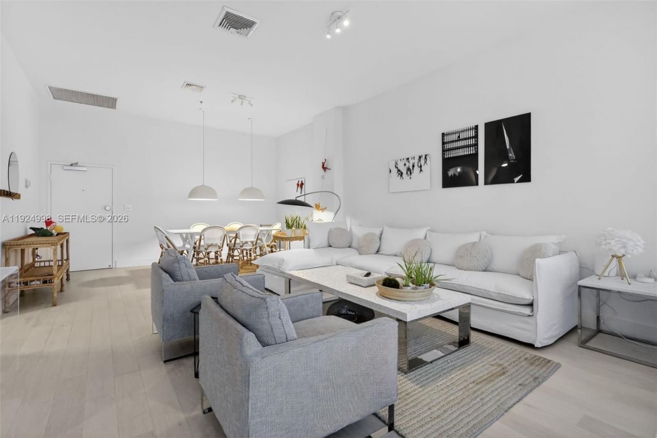 10275 Collins Ave, Unit 101, Bal Harbour, FL 33154 Photo