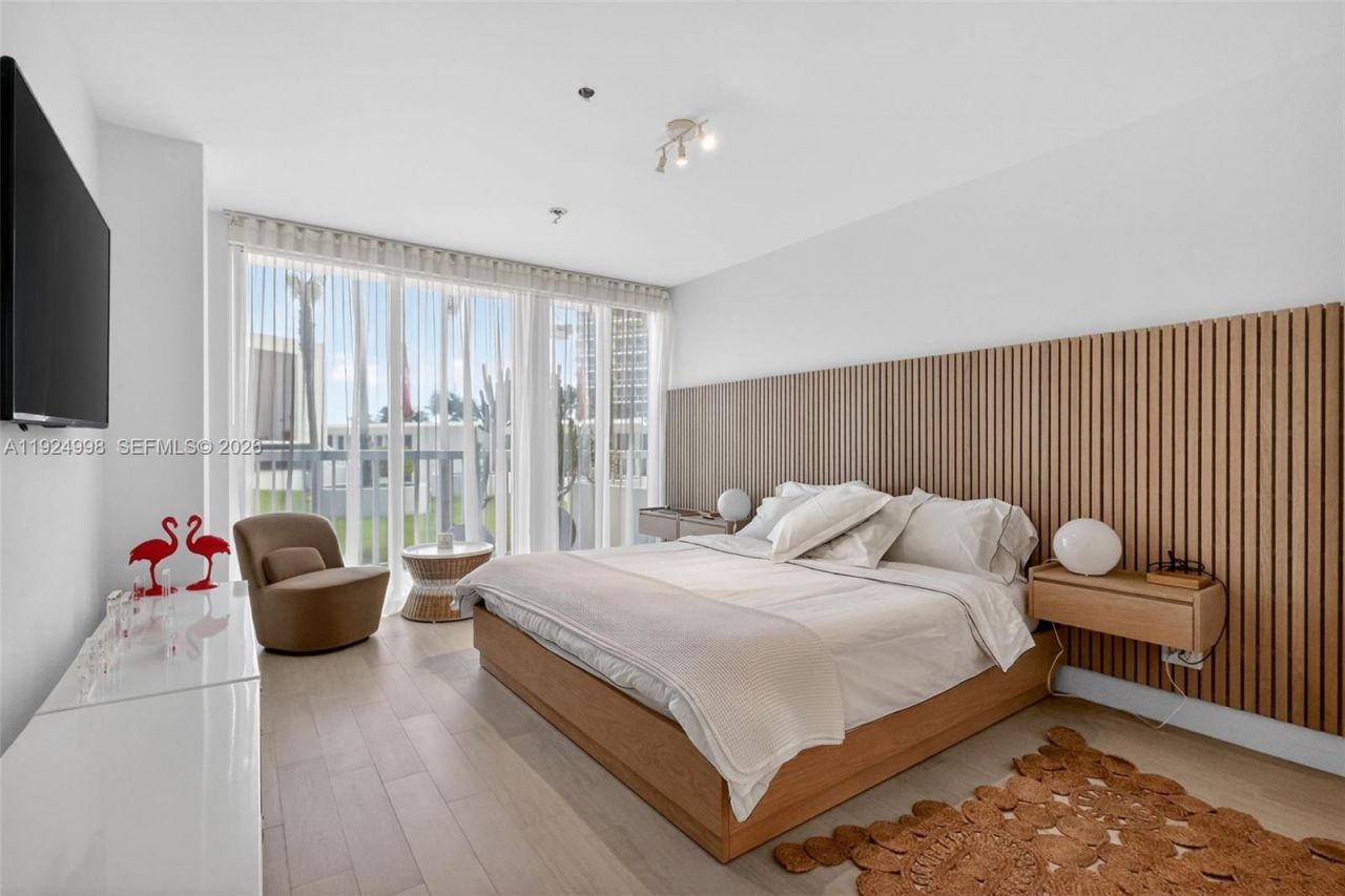 10275 Collins Ave, Unit 101, Bal Harbour, FL 33154 Photo