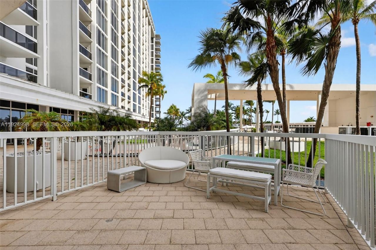 10275 Collins Ave, Unit 101, Bal Harbour, FL 33154 Photo