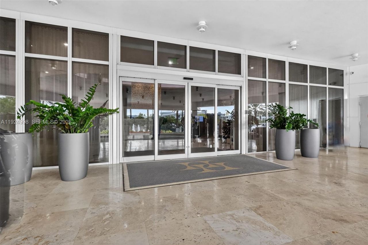 10275 Collins Ave, Unit 101, Bal Harbour, FL 33154 Photo